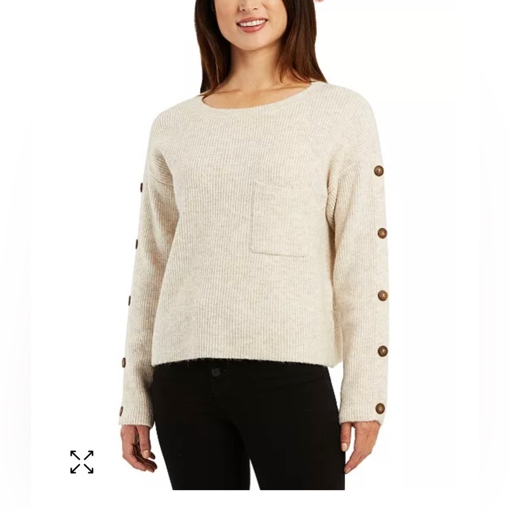 BCX cream medium sweater with‎ brown button trim